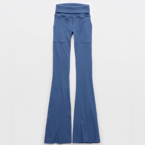 aerie Pants - Offline By Arie Foldover‎ Low Rise Flare Pants Size Small Short Color Blue